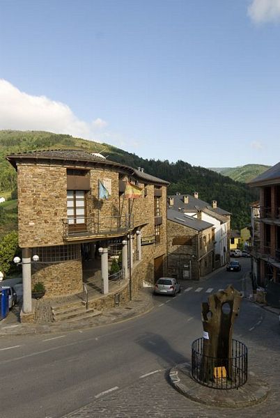 Plaza del Poyo, Taramundi